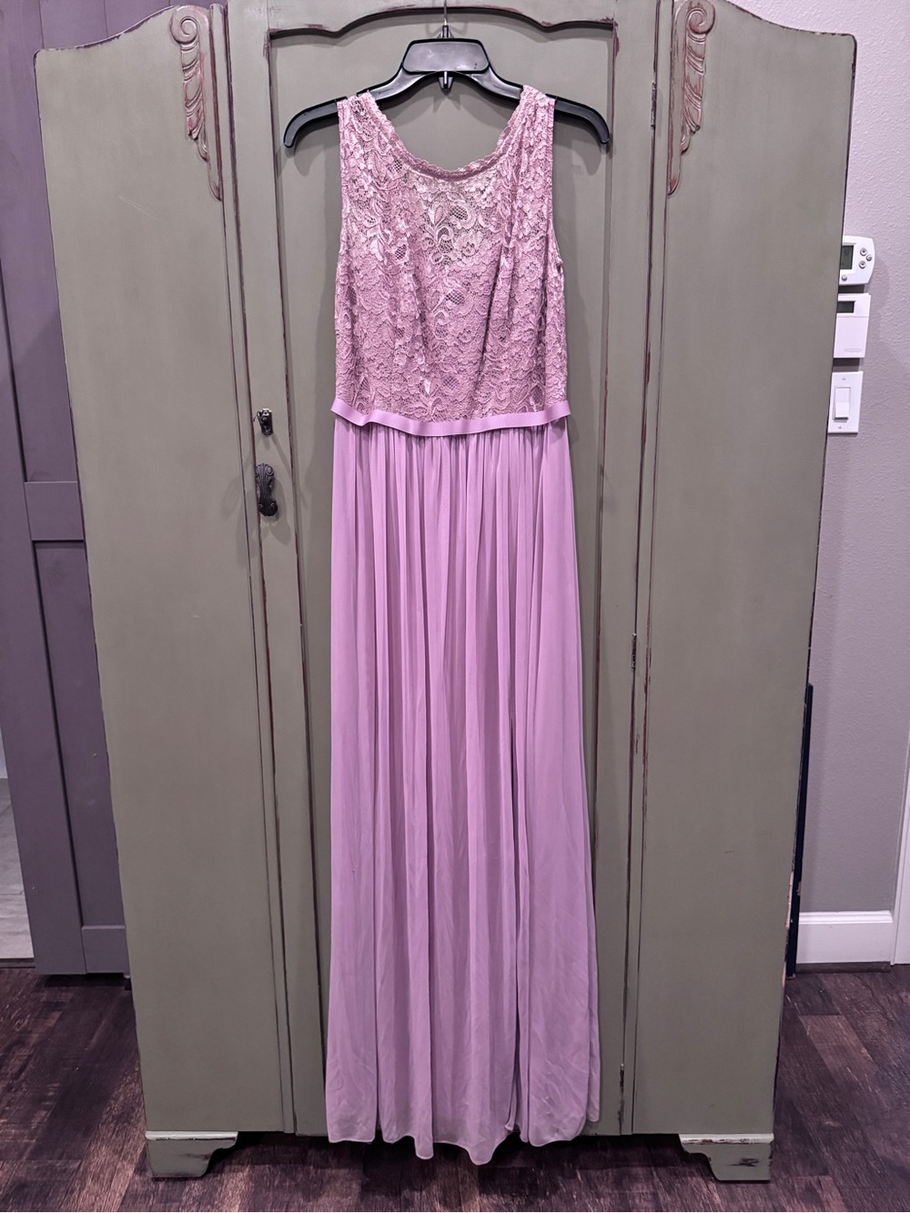 David's Bridal Mauve Lace and Chiffon Evening Gown